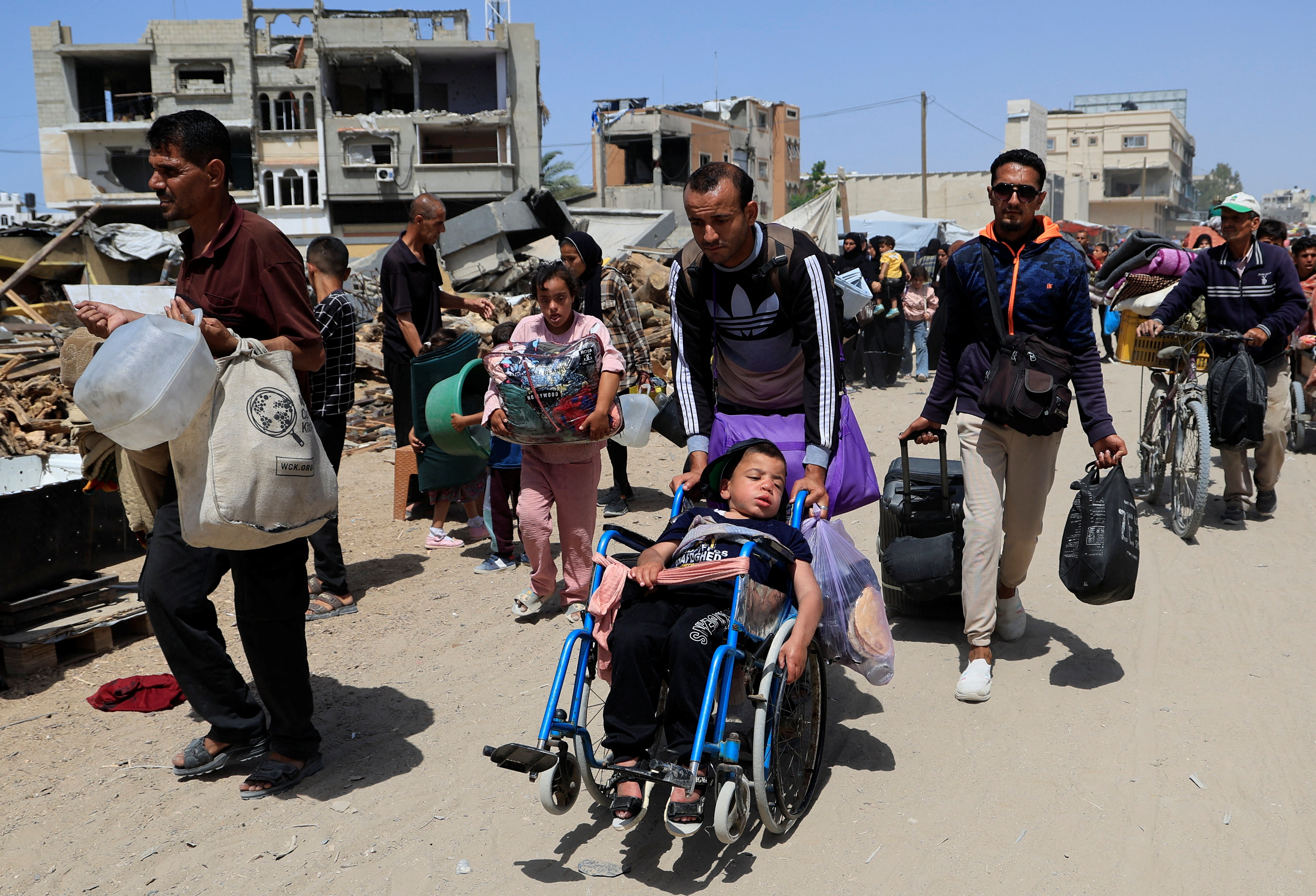 Governo retira três brasileiros e nove parentes da Faixa de Gaza, diz Itamaraty